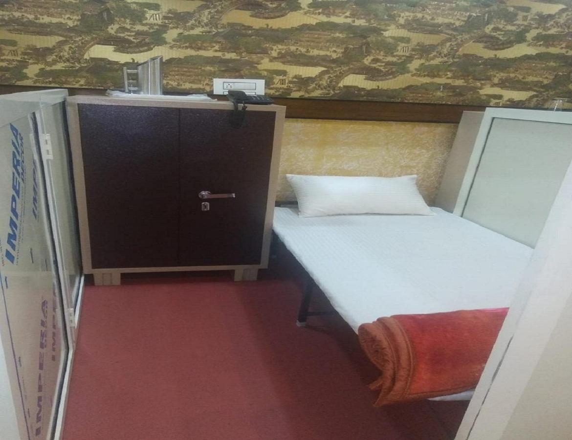Hotel Eurasia Mohali International Airport Zirakpur Ngoại thất bức ảnh